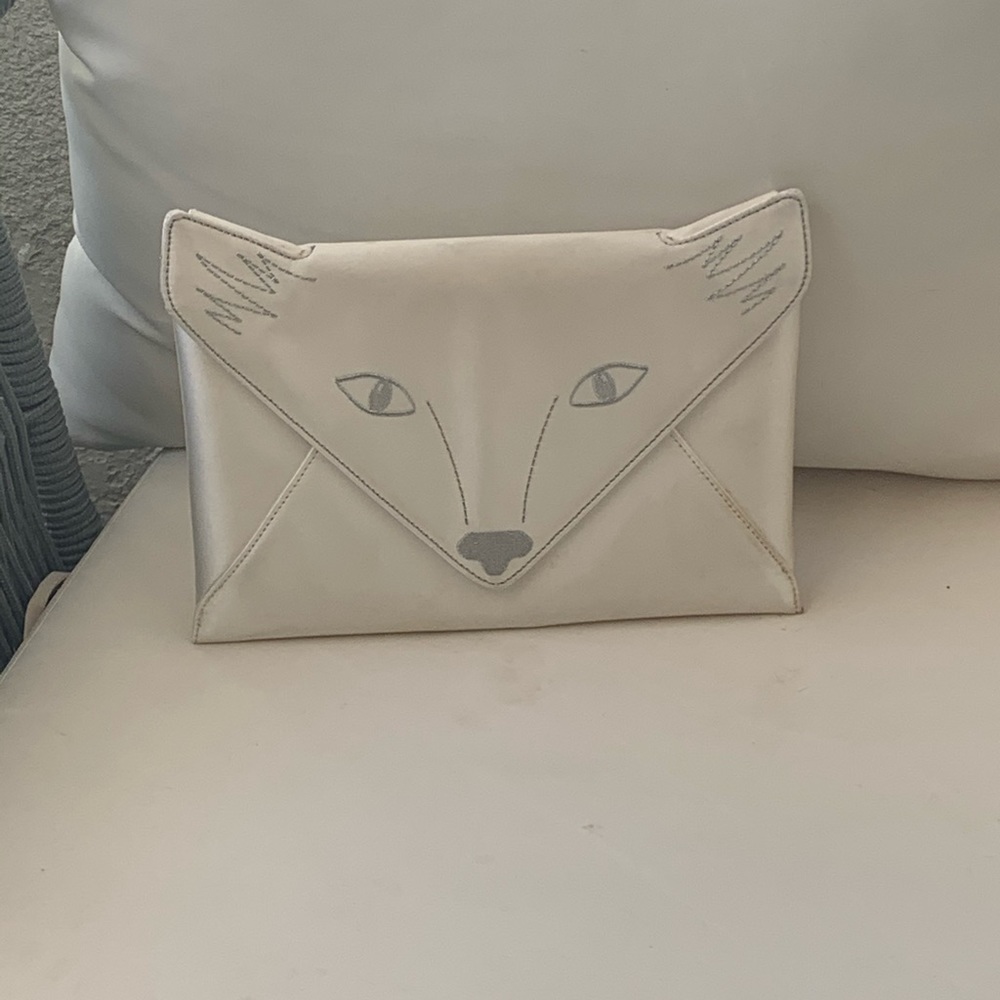 BCBG MaxAzria envelope clutch foxi